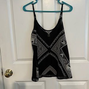 Old navy black and white tank top